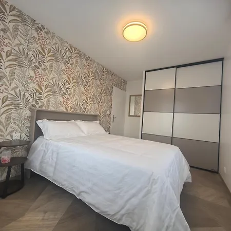 L'etape Magique Apartment Bussy-Saint-Georges